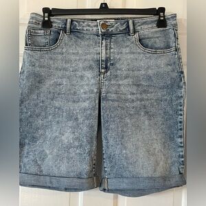 LOGO By Lori Goldstein Boyfriend Denim Cuffed 5-Pocket Jean Shorts Sz 10